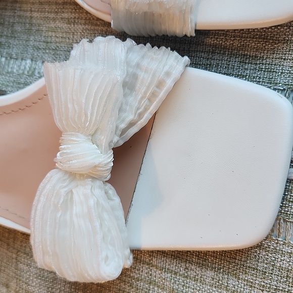 White Bow Knot Chunky Block Heeled Ankle Sandals, Open Toe, 10 - Picture 8 of 16